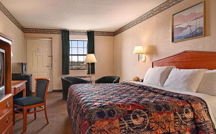 Days Inn by Wyndham Brownsville