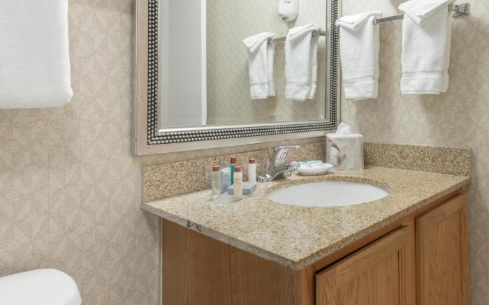 Value Suites Extended Stay - St. Louis Westport Plaza