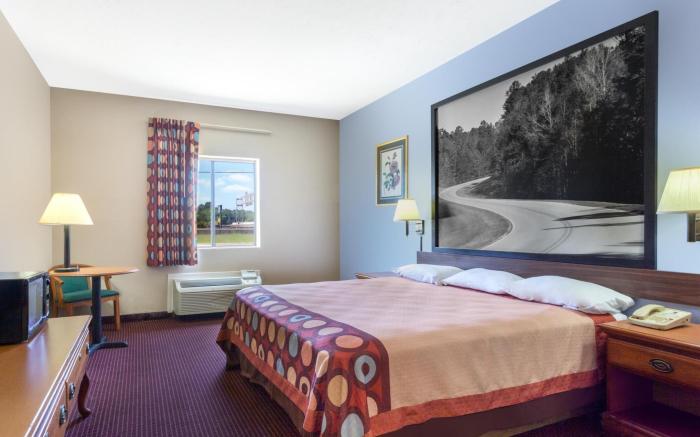 Super 8 by Wyndham Jackson/Ridgeland