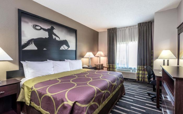 Super 8 By Wyndham Fort Worth North