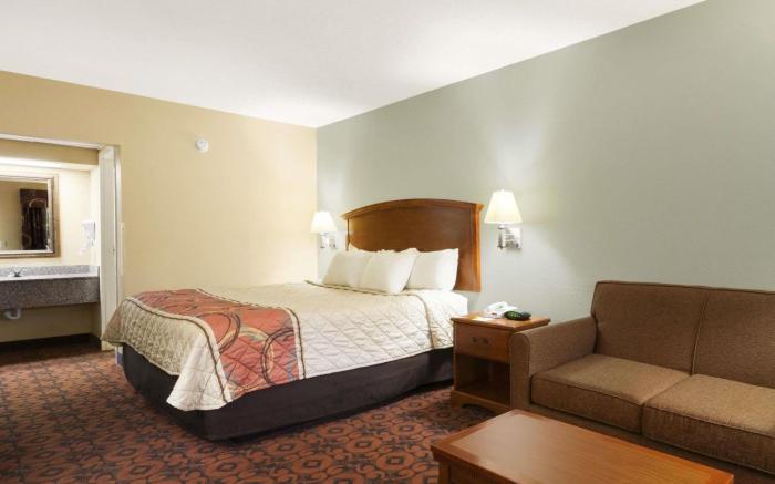 Days Inn by Wyndham Weldon Roanoke Rapids