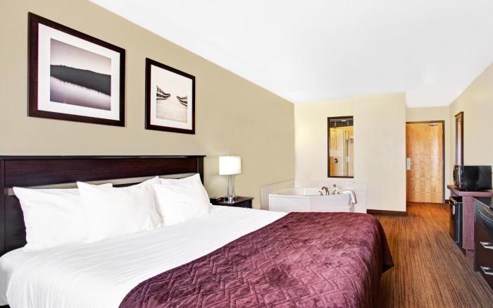 Super 8 By Wyndham Lachenaie/Terrebonne