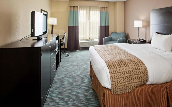 La Quinta Inn & Suites by Wyndham Lebanon