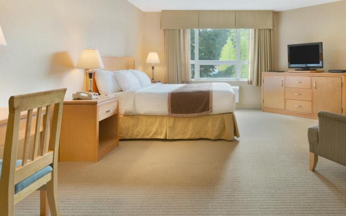 Ramada by Wyndham Nanaimo