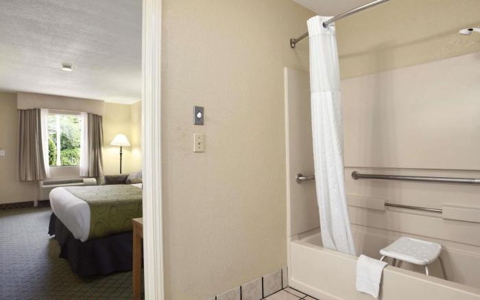 Days Inn & Suites by Wyndham Stuttgart