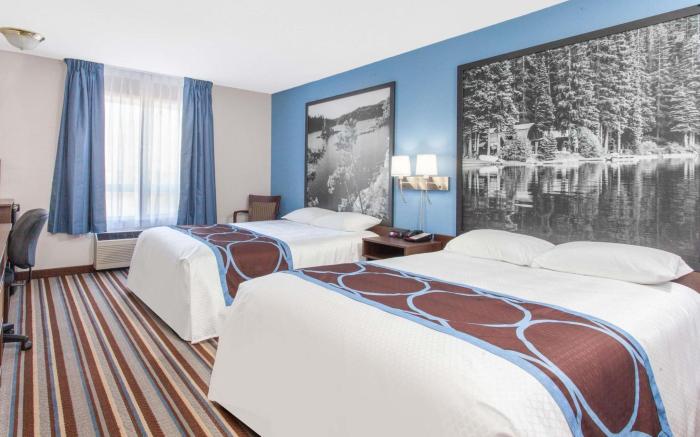 Super 8 By Wyndham Fort Frances