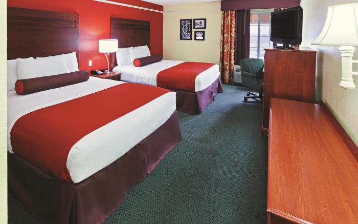 La Quinta Inn & Suites by Wyndham Weatherford