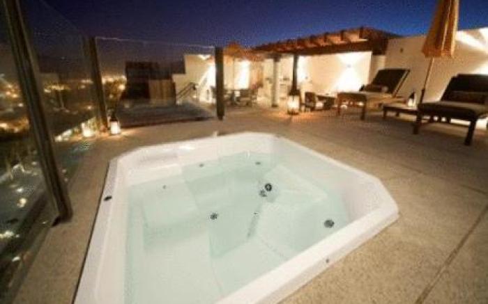 Alegranza Luxury Resort - All Master Suite