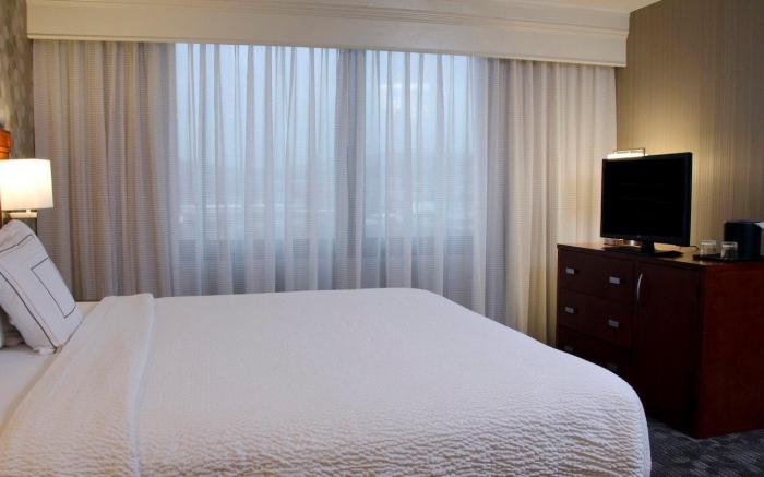 Courtyard by Marriott Waterbury Downtown