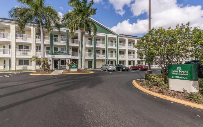 HomeTowne Studios Fort Lauderdale