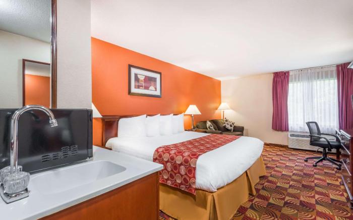 Baymont by Wyndham Plainfield/ Indianapolis Arpt Area