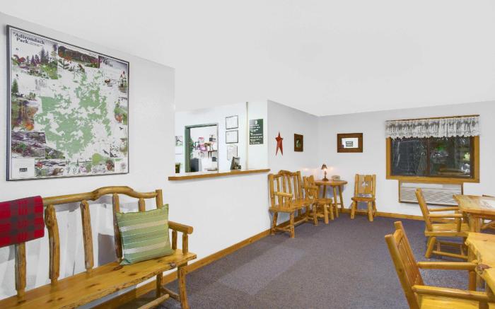 Super 8 By Wyndham Lake George/Warrensburg Area