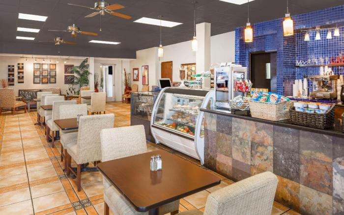 Days Inn by Wyndham Miami Airport North