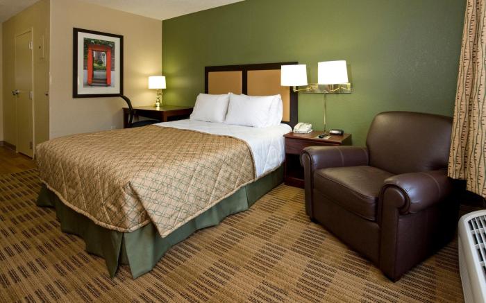 Extended Stay America Suites - Chicago - Skokie