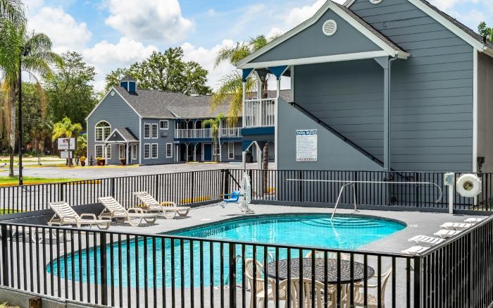 GatorTown Inn