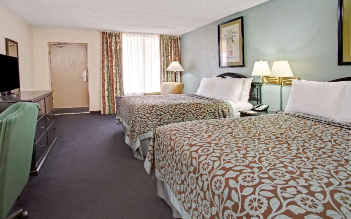 Days Inn by Wyndham Orlando Airport Florida Mall