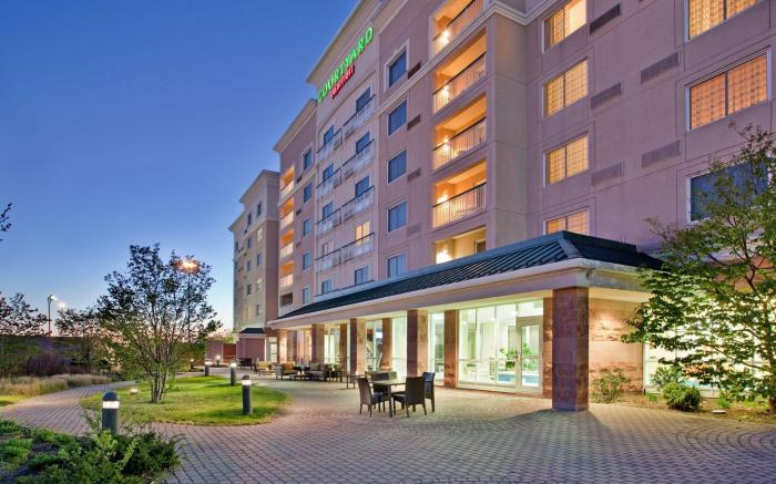 Courtyard by Marriott Toronto Vaughan