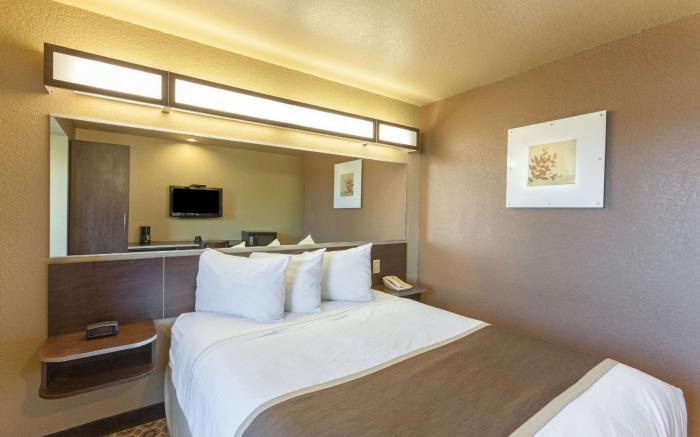 Microtel Inn & Suites by Wyndham Searcy