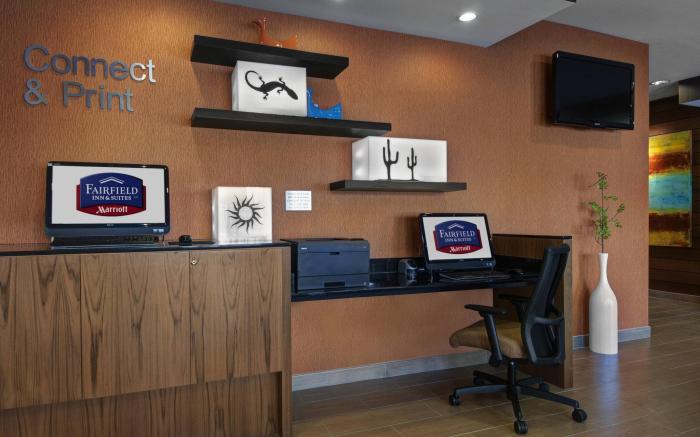 Fairfield Inn & Suites by Marriott Fort Worth I-30 West Near NAS JRB