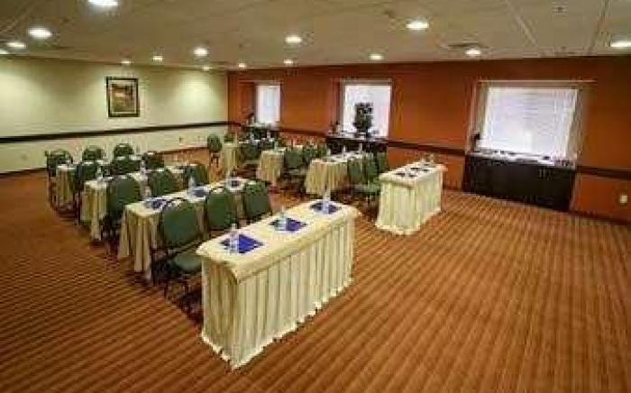 Microtel Inn & Suites by Wyndham Toluca