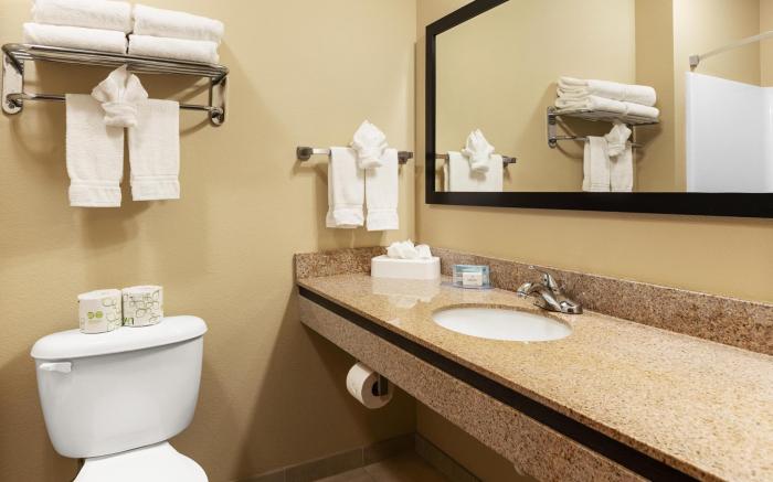 Cobblestone Hotel & Suites - Knoxville
