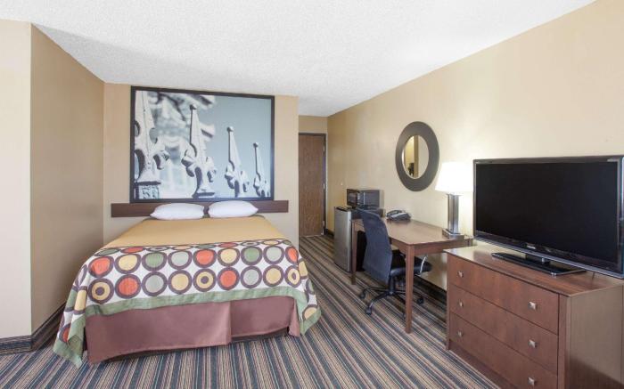 Super 8 By Wyndham Natchitoches