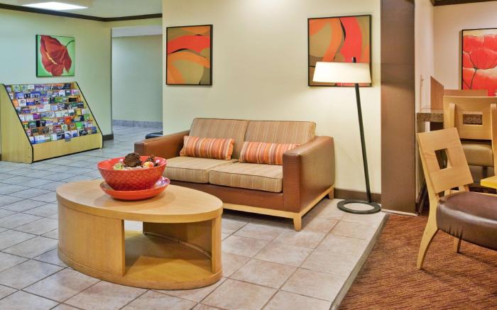 Spark by Hilton Savannah Midtown