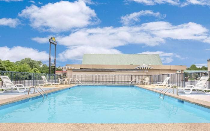 Meridian Inn Hotel