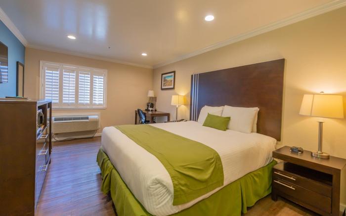 Ocean Pacific Lodge
