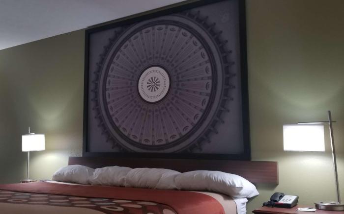 Super 8 By Wyndham Bellefontaine