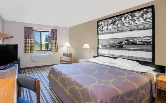 Super 8 By Wyndham Knoxville