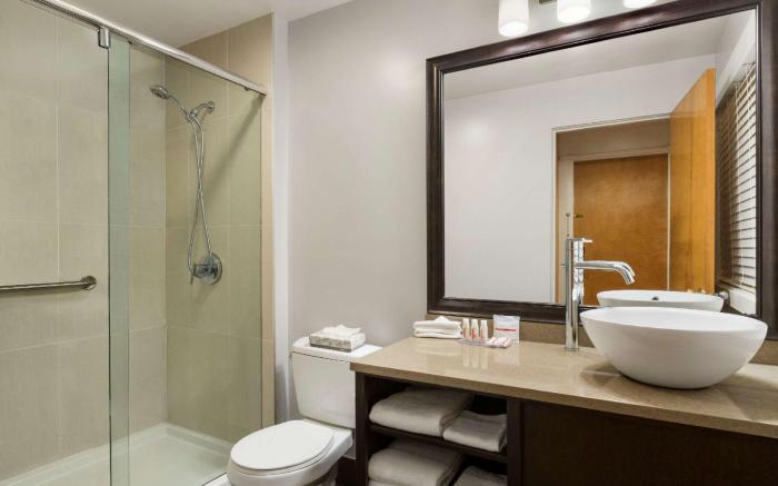 Days Inn by Wyndham Vancouver Downtown