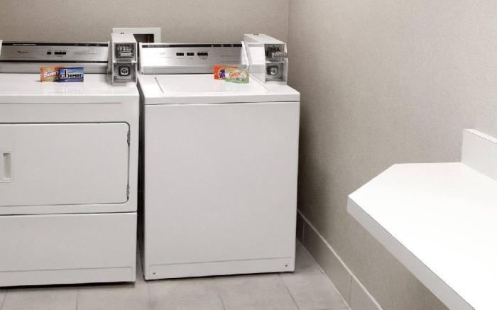 Courtyard by Marriott Ontario Rancho Cucamonga