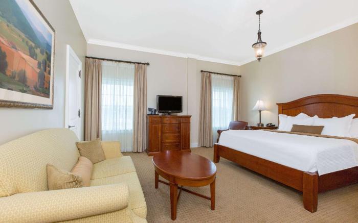 The George Washington A Wyndham Grand Hotel