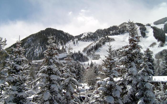 St Moritz Lodge and Condominiums