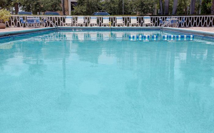 Knights Inn - Hallandale FL