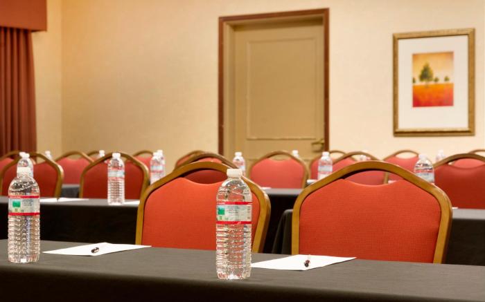 Country Inn & Suites by Radisson, Braselton, GA