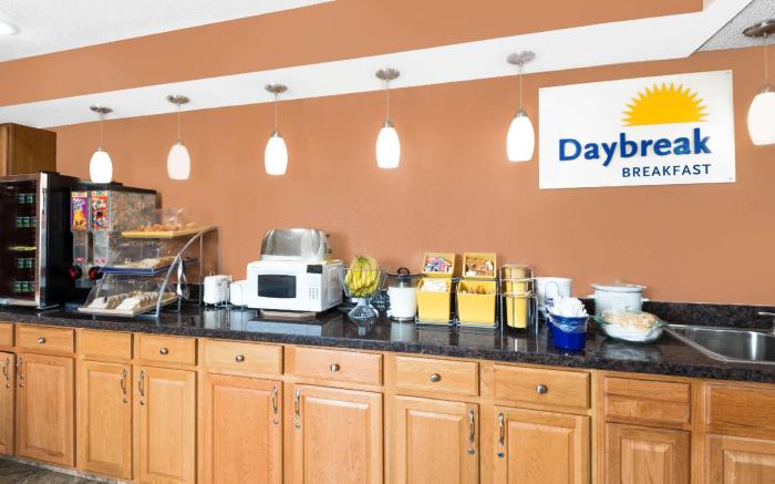 Days Inn by Wyndham Ames