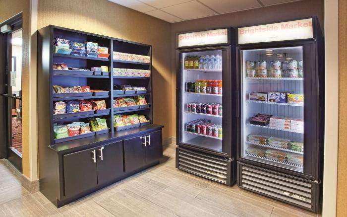 La Quinta Inn & Suites by Wyndham Clarksville