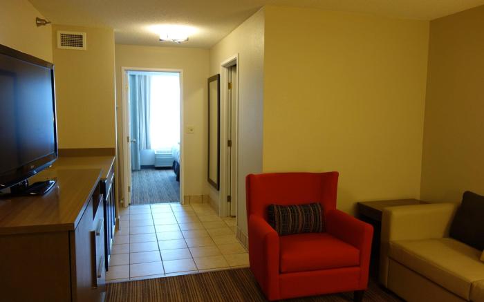 Country Inn & Suites by Radisson, Mason City, IA