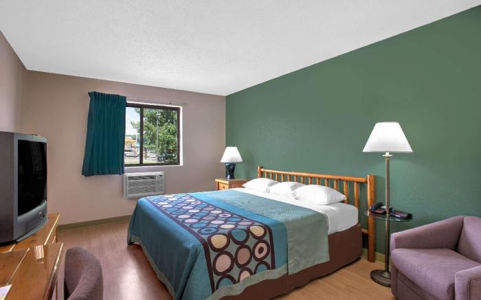 Super 8 By Wyndham Ticonderoga