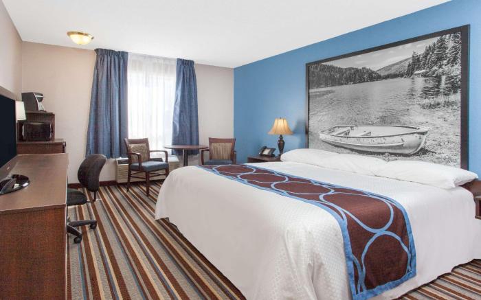 Super 8 By Wyndham Fort Frances