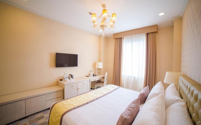 Rizal Park Hotel