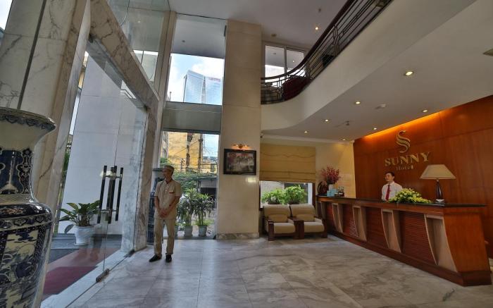 Sunny Hotel 1