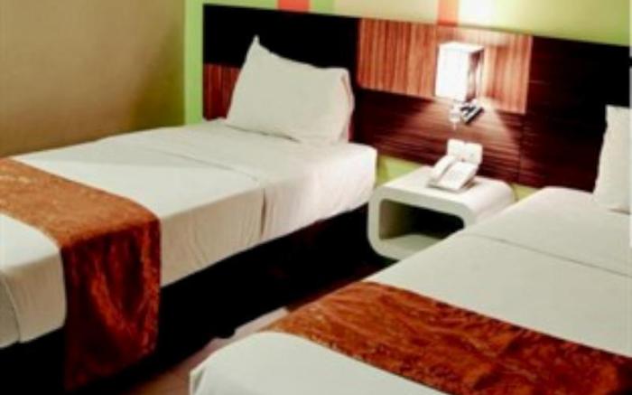 Pose In Hotel Yogyakarta