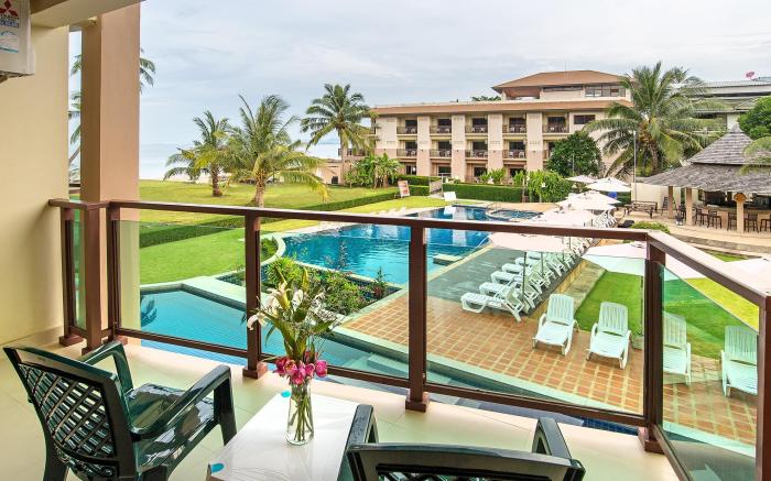 Lanta Pura Beach Resort