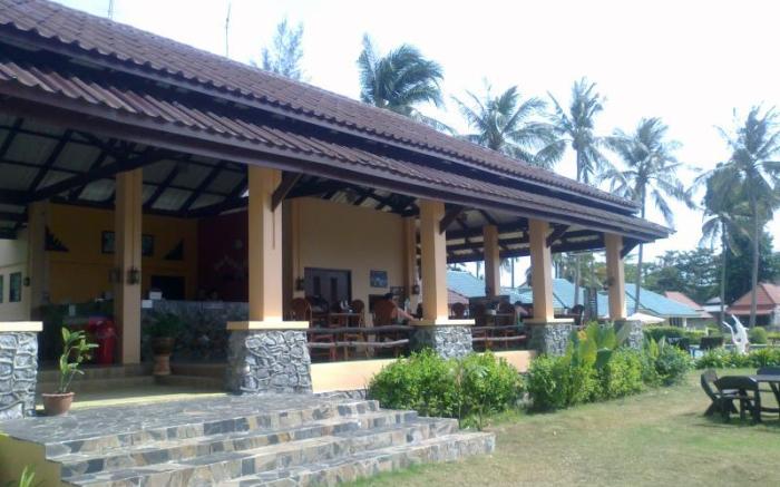 Gooddays Lanta Beach Resort