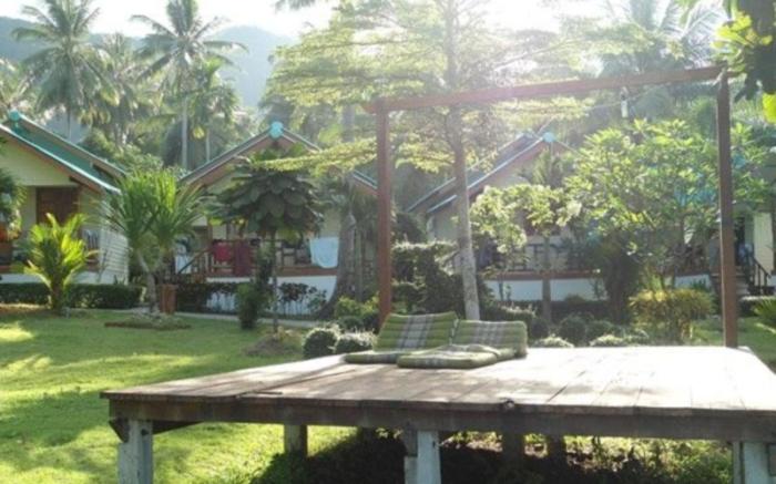 Green Cottage Beach Resort