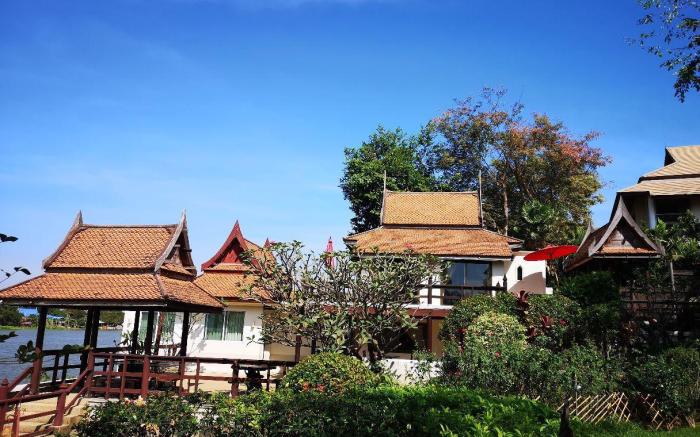 Ayutthaya Garden River Home