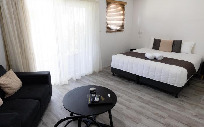 Aston Hill Motor Lodge
